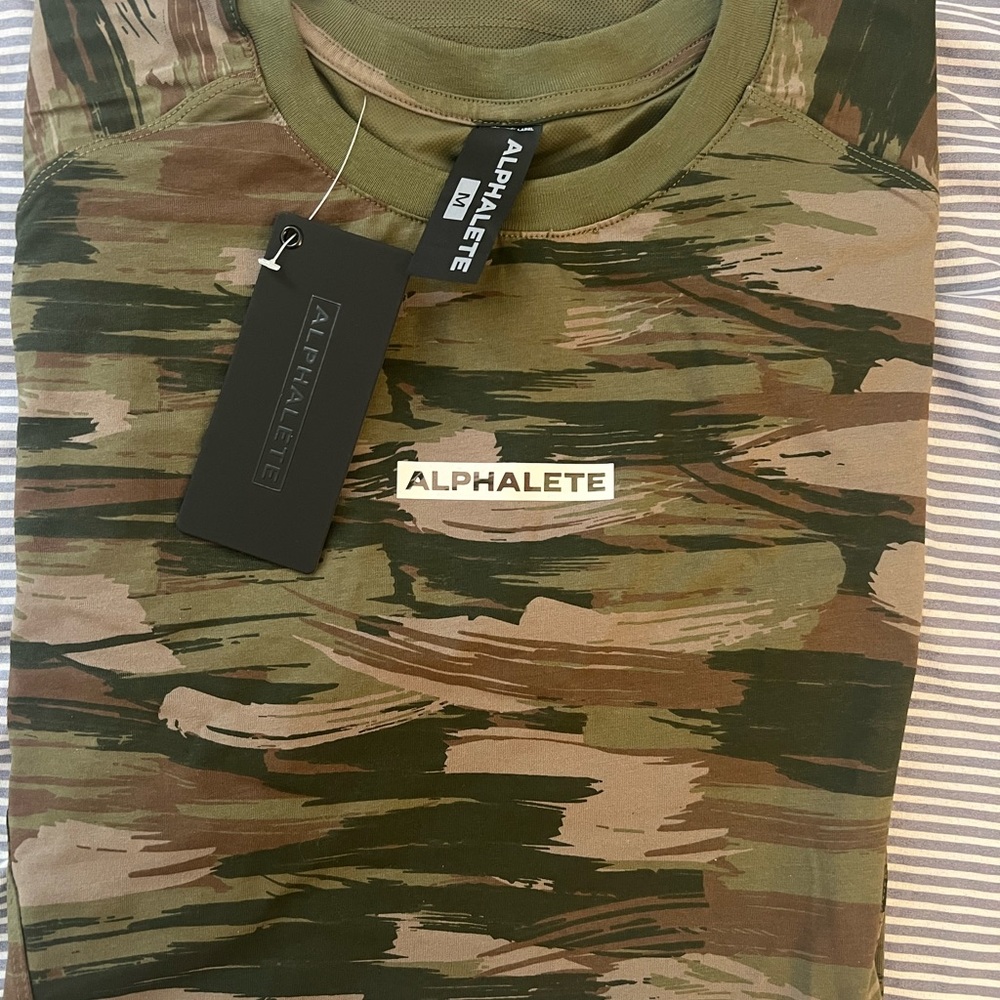 Alphalete Shirt
